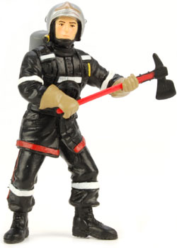 Bild vom Artikel Feuerwehrmann mit Axt